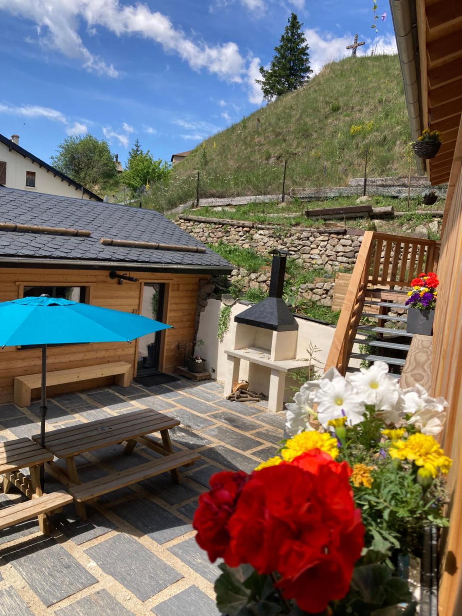 Studio Canellito Le Clos Des Ours Matemale Εξωτερικό φωτογραφία
