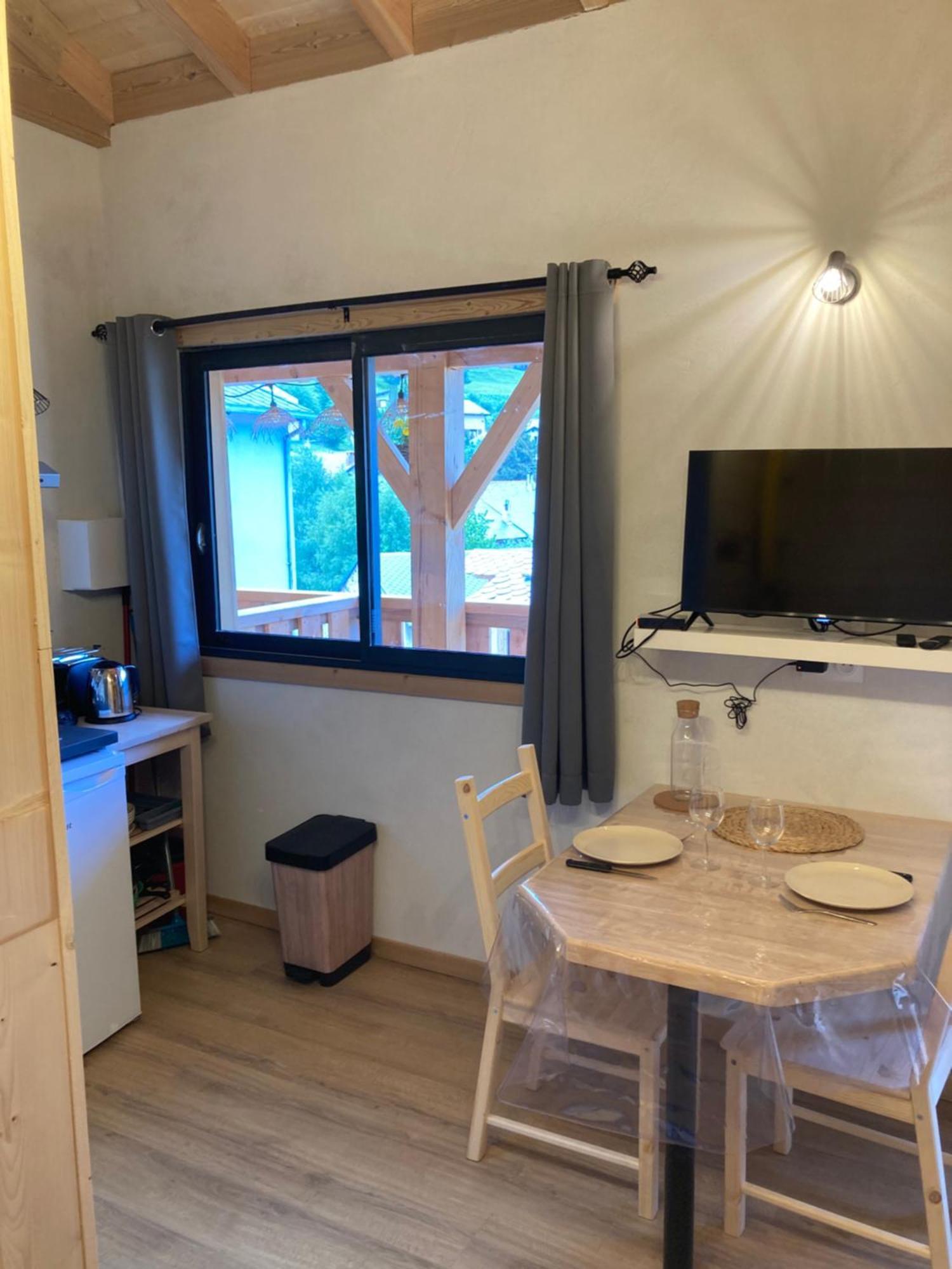 Studio Canellito Le Clos Des Ours Matemale Εξωτερικό φωτογραφία